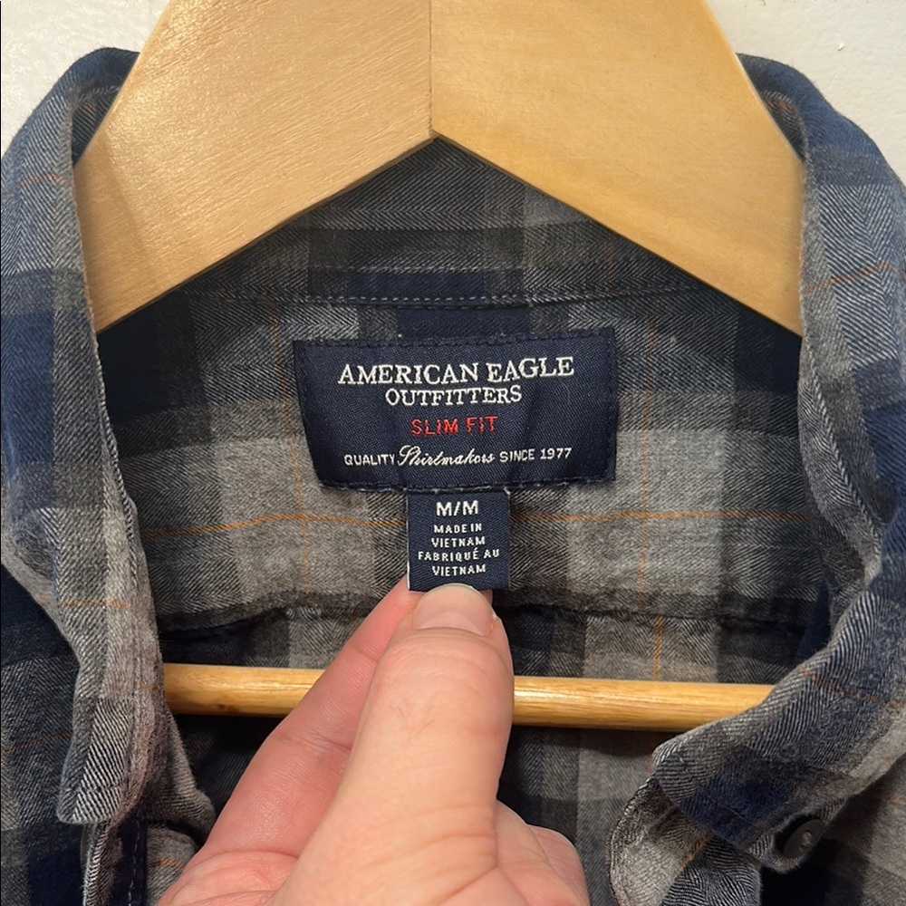 American Eagle Men's Blue Plaid Shirt - Picture 3 of 5